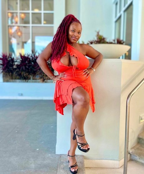 msolurin pornstar art image