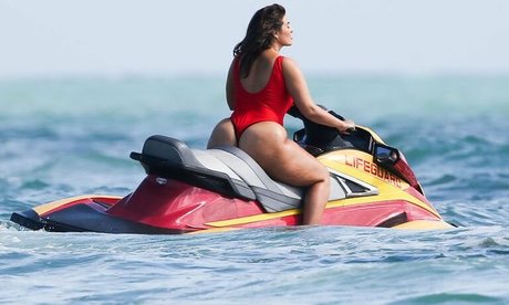 Ashley Graham pornstar beautiful photo