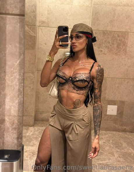 sweetlaurasaenz star free picture