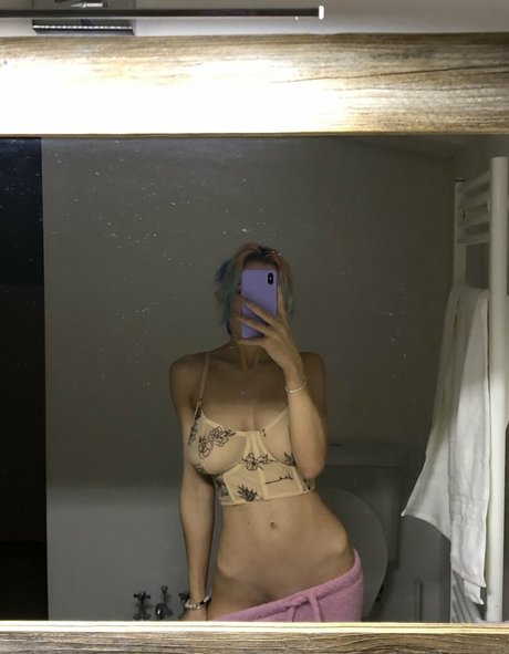 leliloo pornstar hot pic