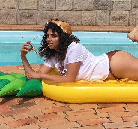 Mays Benatti star img