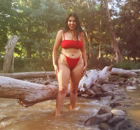 Mays Benatti xxx pornstar archive