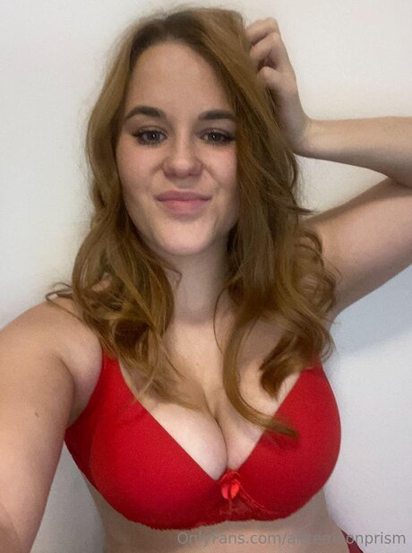 alicemoonprism pretty actress images