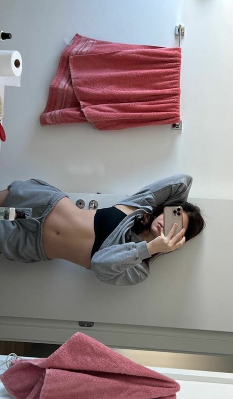 Sofia Santino adult model img