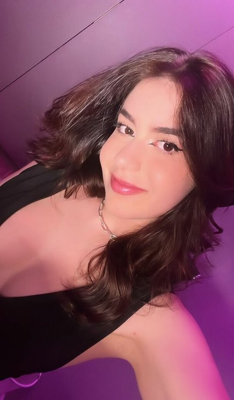 Sofia Santino high quality model picture