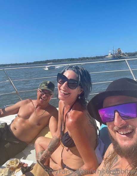 whiterabbitsx erotic actress pics