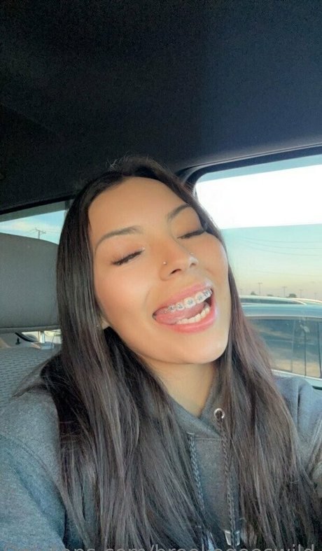 brookegoeswild star art pictures