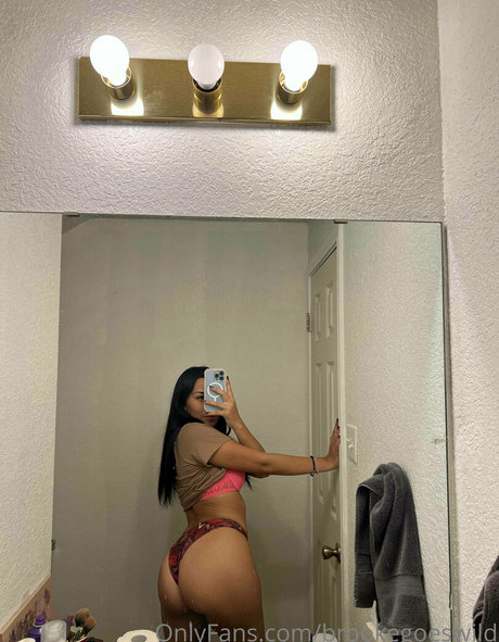 brookegoeswild top star photos