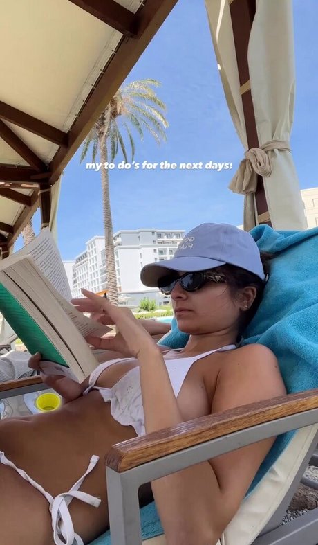 Ischtar Isik pretty pornstar gallery