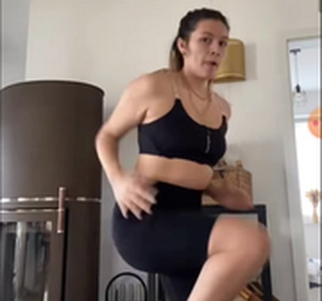 Anna Maria Damm erotic model image