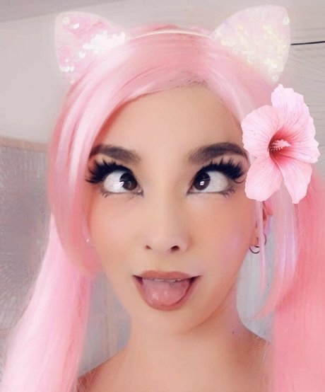 InvaderVie pornstar erotic pic