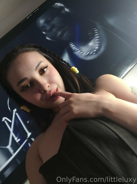 littleluxy nice actress pics