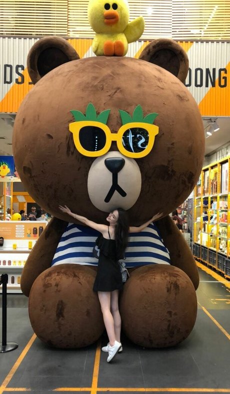 Dasha Taran best pornstar pics