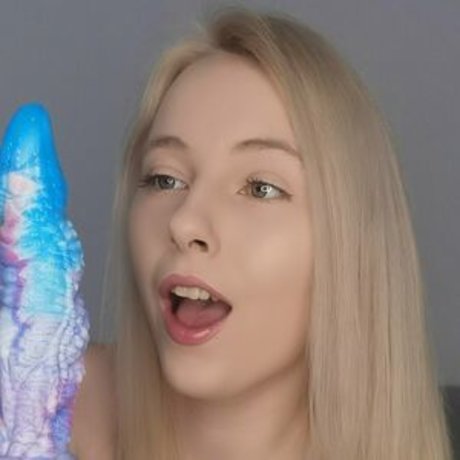 thatblondeprincessppv naked pornstar gallery