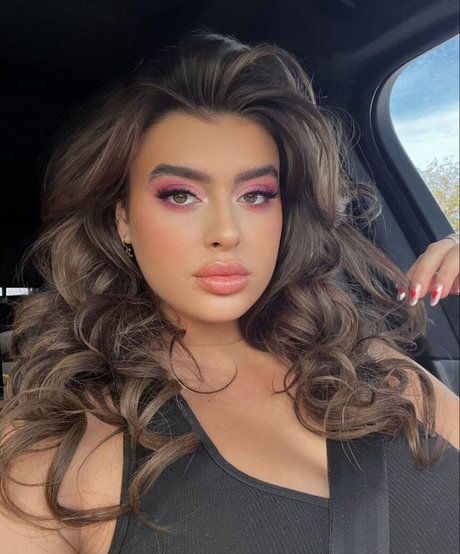 Kalani Hilliker pretty pornstar galleries