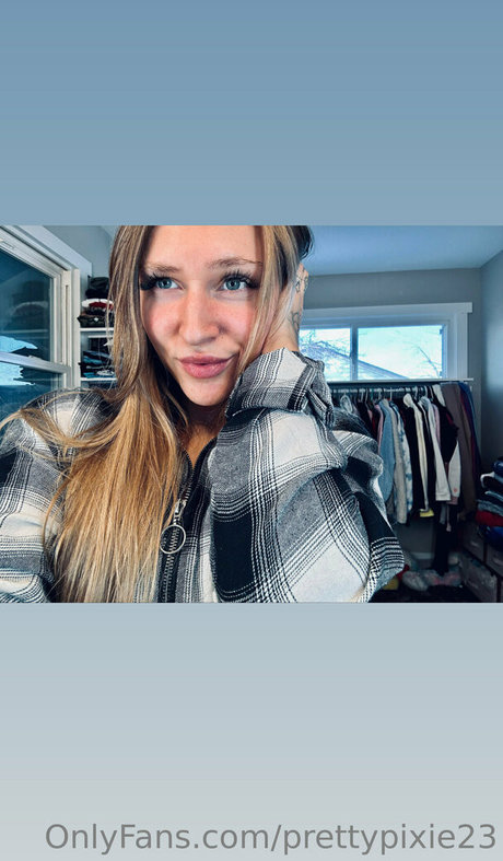 prettypixie23 top model photo