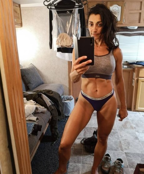 Rebecca Sarker model porn pics