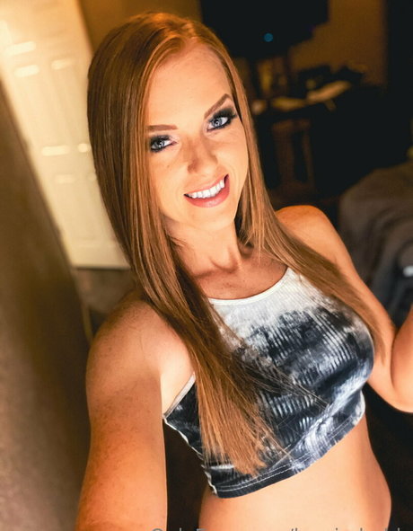 lexyjadeddr model adult img