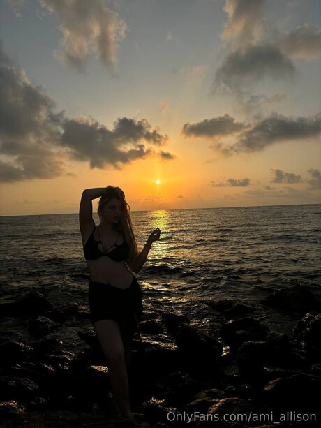 ami allison free actress picture