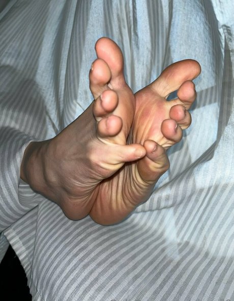 ai and0 perfect model photo