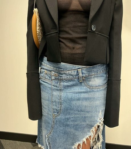 Dafne Keen sex model img