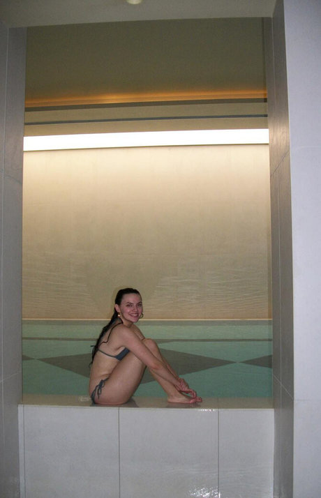 Dafne Keen pornographic star galleries