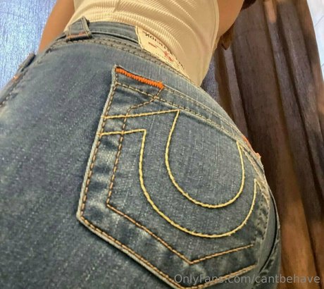 cantbehave erotic pornstar pictures