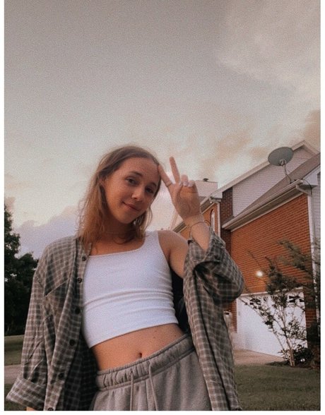 Mia taysun high quality pornstar images