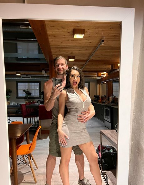 tradeofalljaks pornstar sexy images