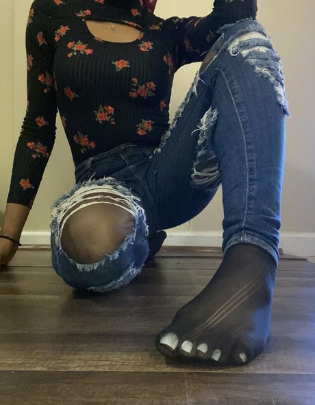 Carameltoesz star pretty picture