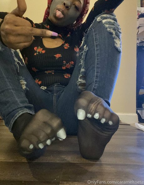 Carameltoesz best pornstar img