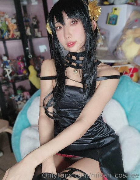 mikan cosfree sex model picture