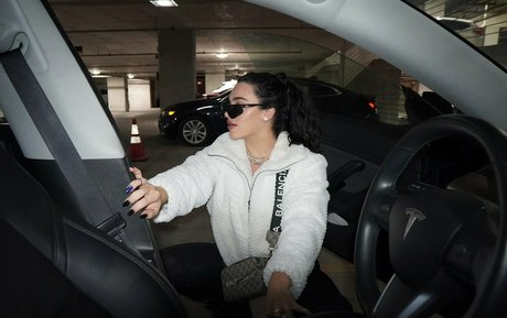 beatsbylex sexy actress galleries