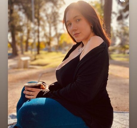 Coti Demozzi adult model img