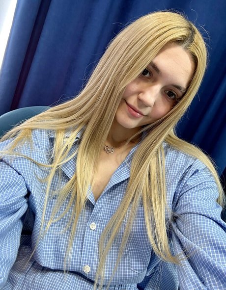 karisha x sex actress photos