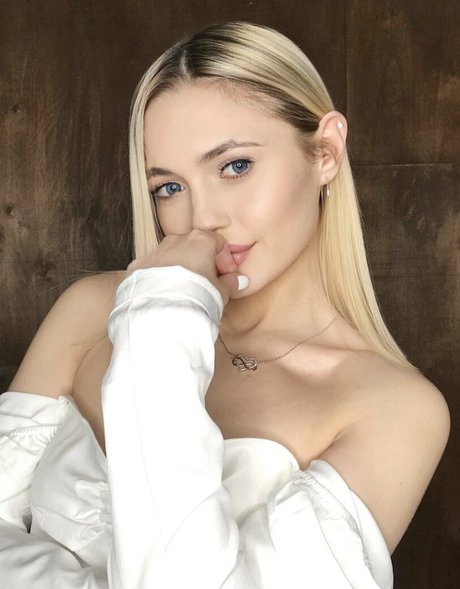 karisha x star galleries