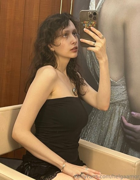 helgaamor pornstar photos