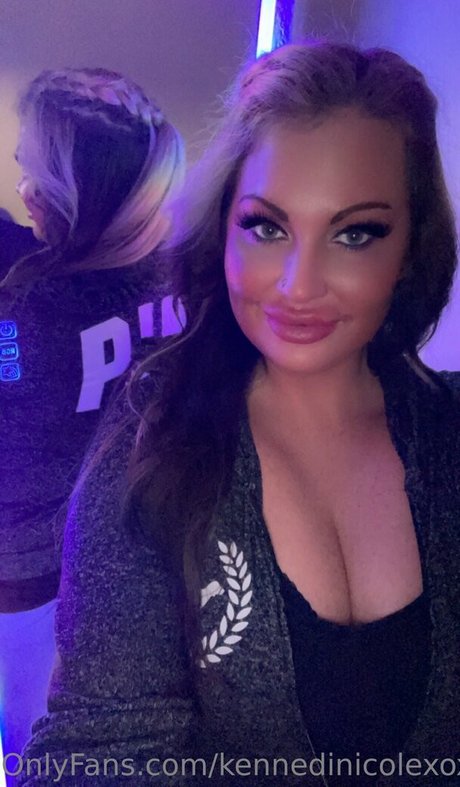 kennedinicolexoxo naked model pictures