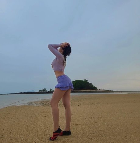 Yuggie TV star adult img