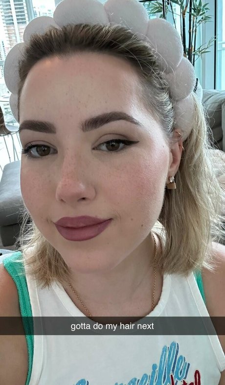 Pineapplebrat pornstar hd images