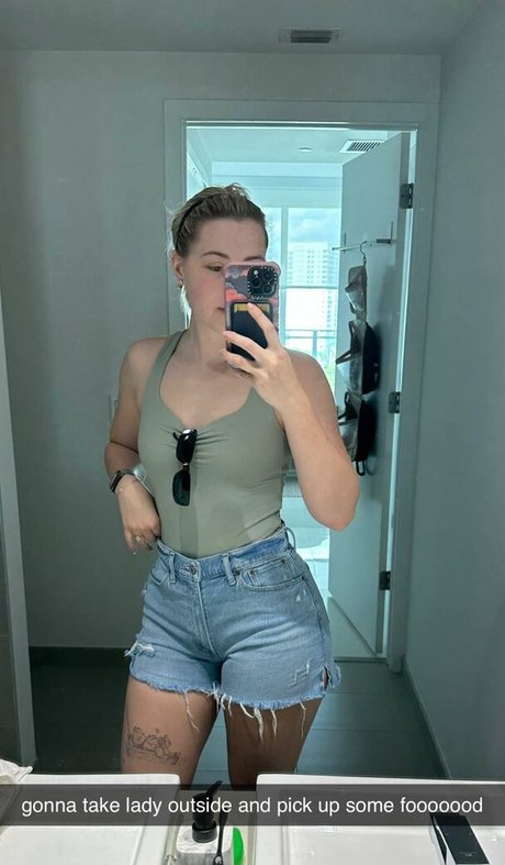 teen handjob onlyfans beautiful naked photo