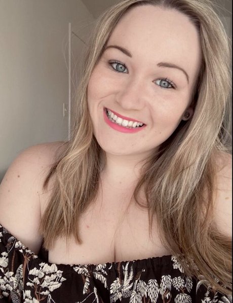 Quebecoises model pornographic photos