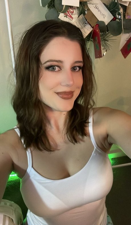 emminemina model nude archive