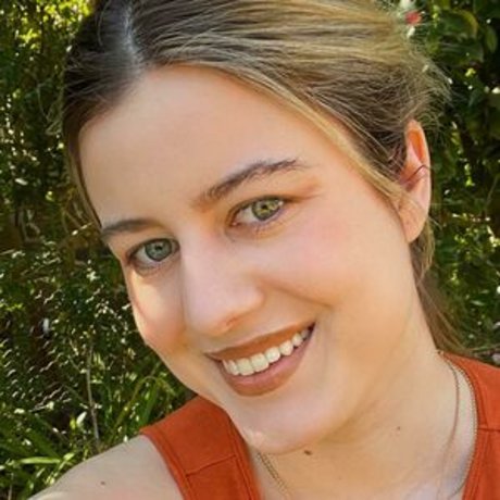 emminemina erotic model img