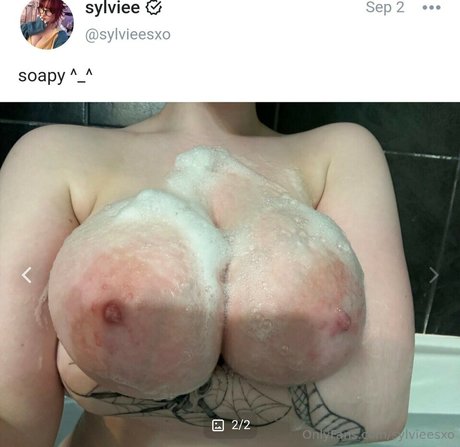 sylvieexo model galleries