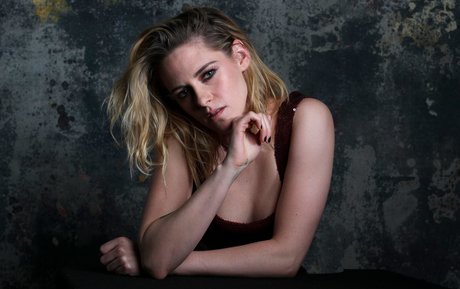 Kristen Stewart model archive