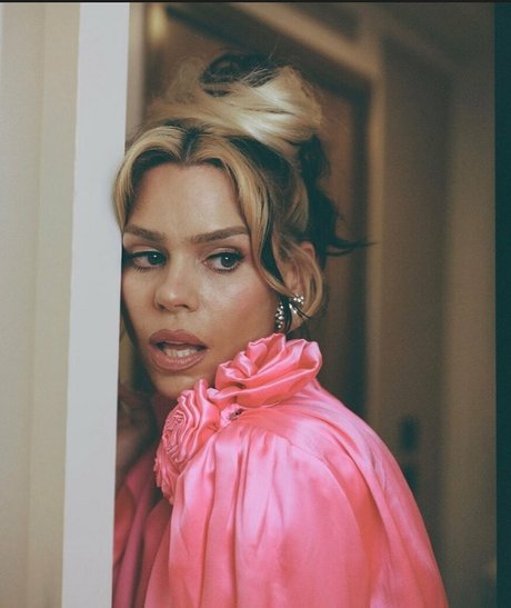 Billie Piper star porn photo