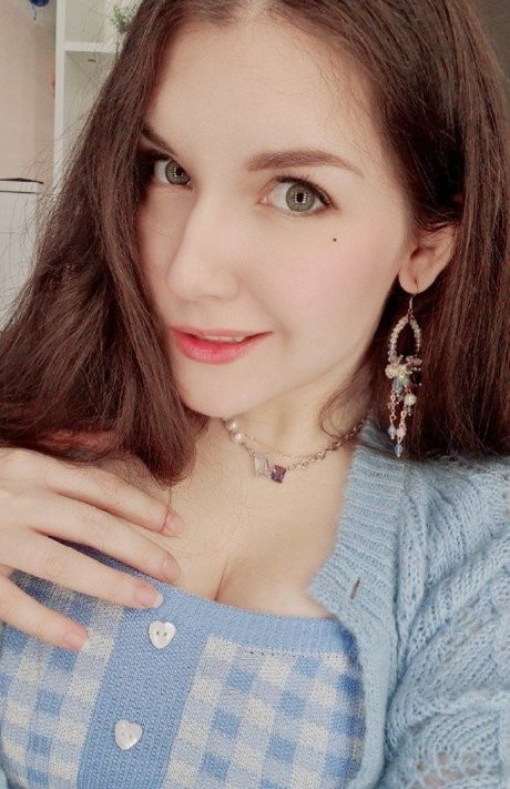 ASMR KittyKlaw porn actress photos