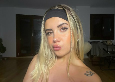 andyjazbaxxx erotic actress gallery