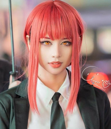 Charechii model hot img